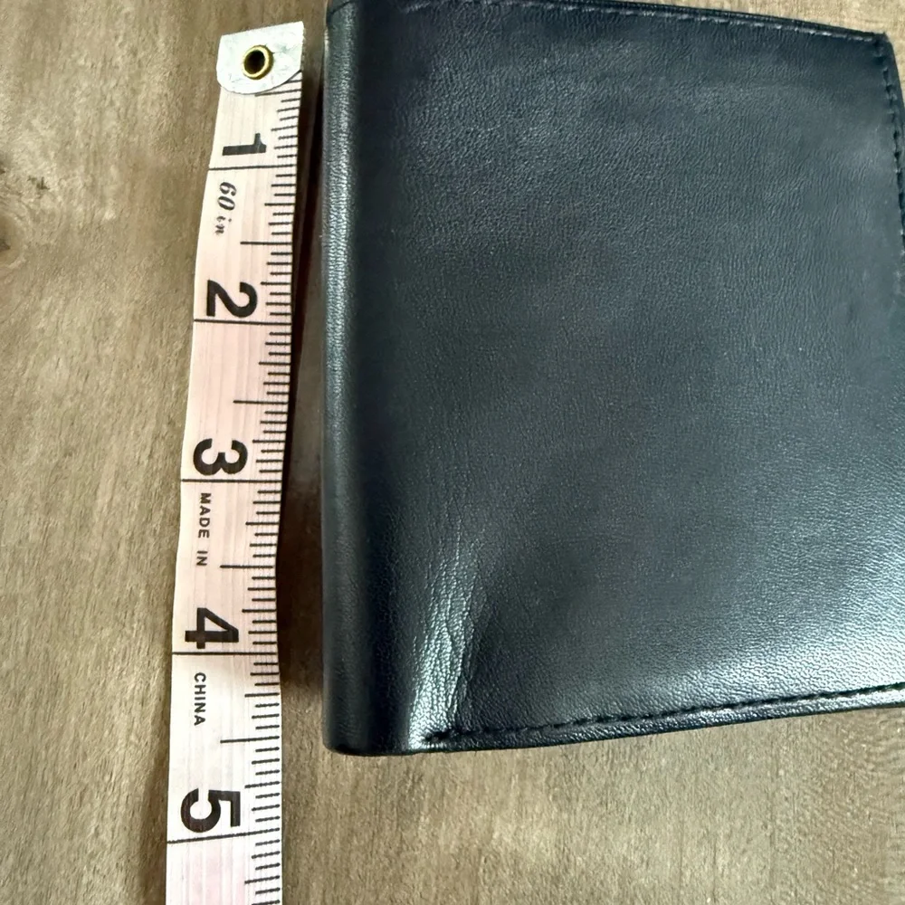 NEW River Ridge Genuine Leather Wallet Black Bifold Soft Plastic‎ Photo Slots